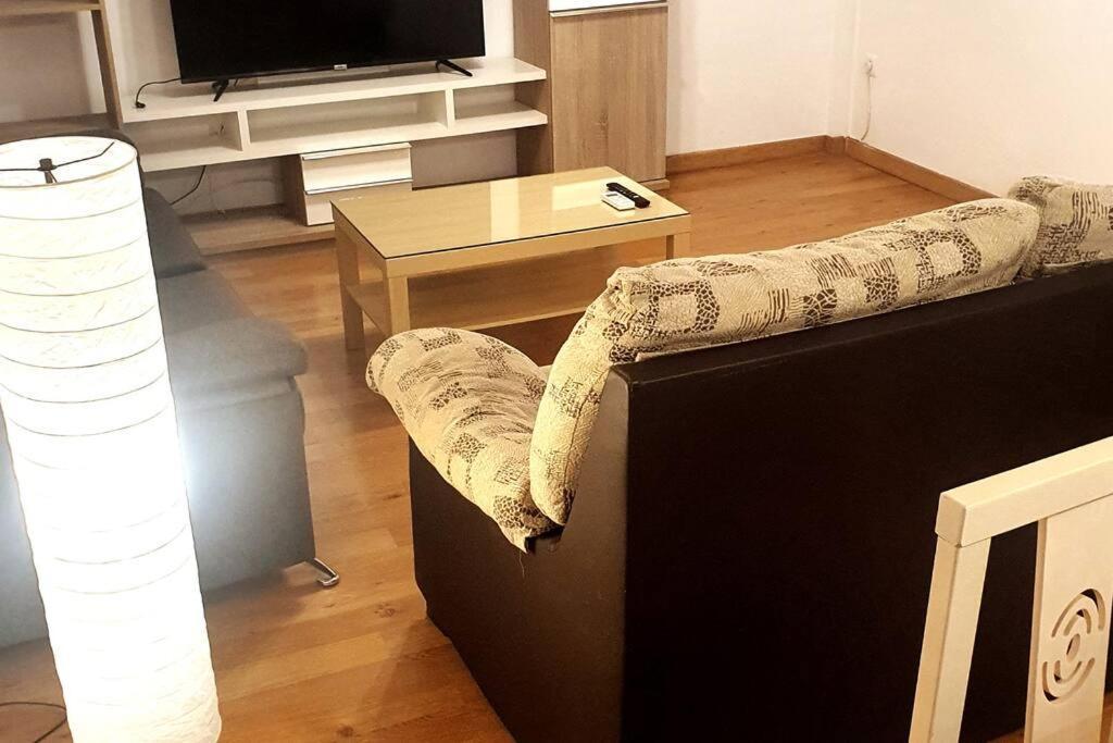 4F, Aire Acondic, 80M2, 2 Dormitorios, 4 Huespedes, Wifi Gratis La Línea de la Concepción Zewnętrze zdjęcie
