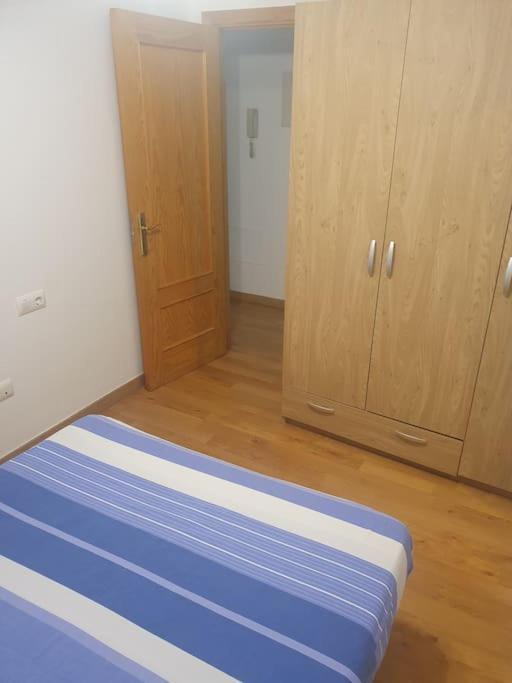 4F, Aire Acondic, 80M2, 2 Dormitorios, 4 Huespedes, Wifi Gratis La Línea de la Concepción Zewnętrze zdjęcie